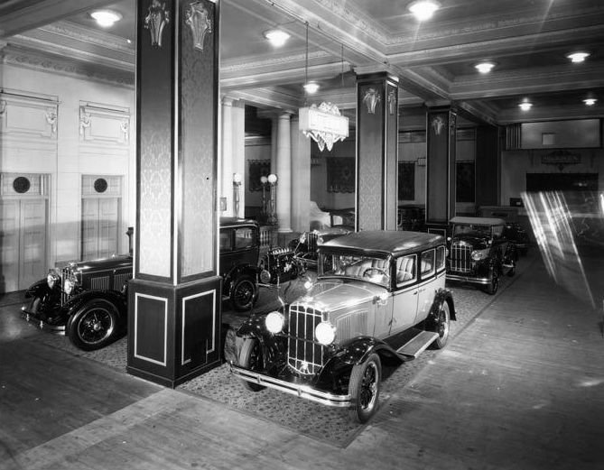 A 1929 Durant showroom with cars on display